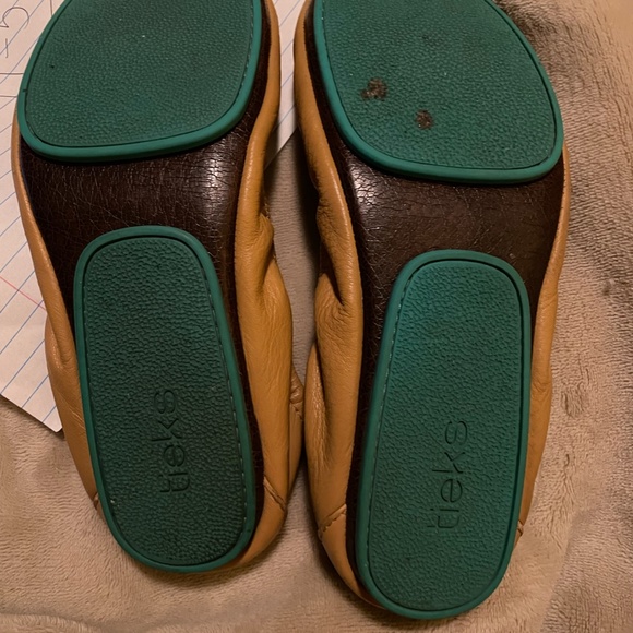 Tieks Camel Size 9 - Picture 7 of 7